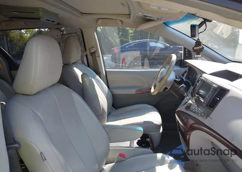 2012 Toyota Sienna Xle V6 8 Passenger from USA, damaged, VIN 5TDYK3DC2CS224181